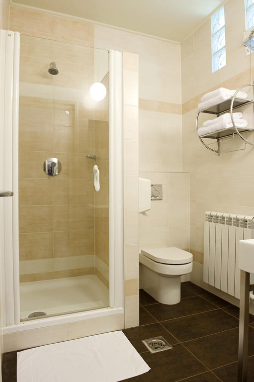Varga Tanya Hotel Kerekegyháza Δωμάτιο φωτογραφία